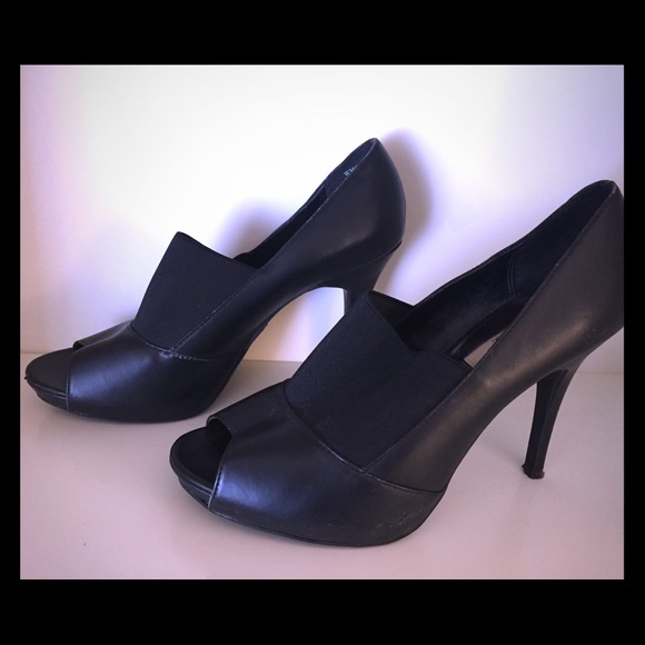 Simply Vera Vera Wang Shoes - Simply Vera Peep Toe Pumps